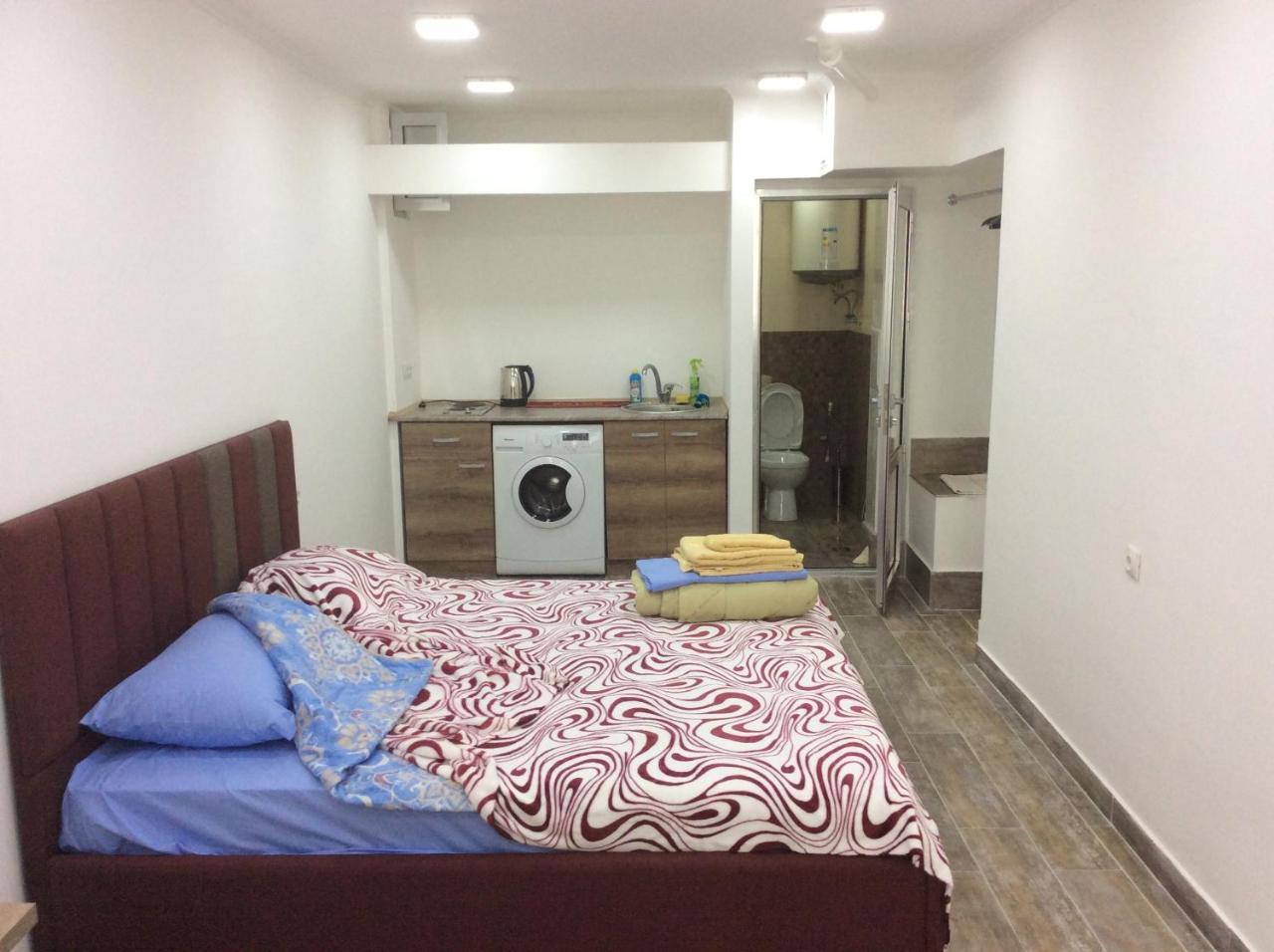 Apartment On Saryan 24 Jerevan Buitenkant foto